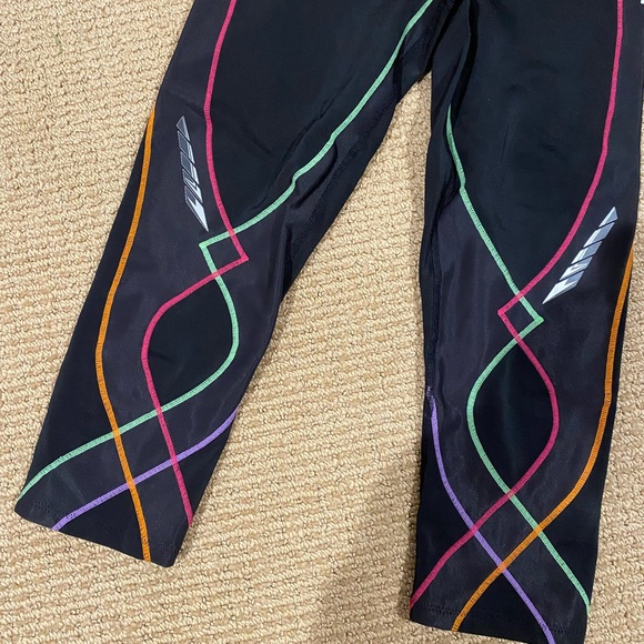 CW-X compression tights in excellent condition, size small. Best work out tights - Picture 2 of 11